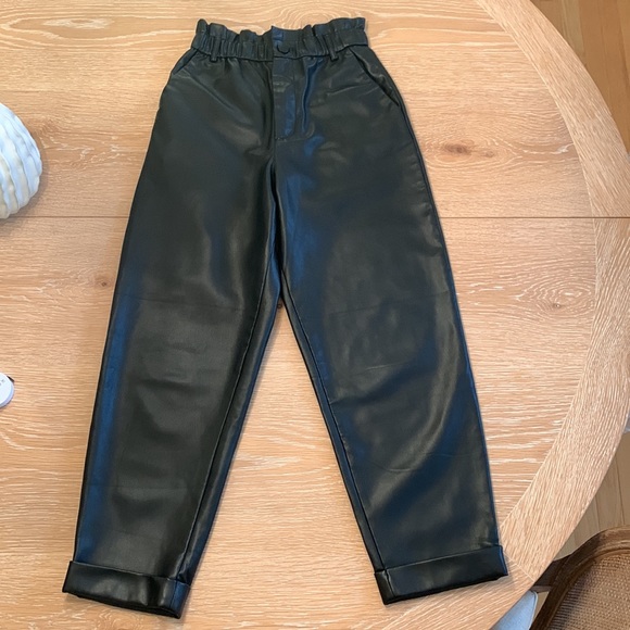 Zara Faux Leather Paper Bag Waist,  Cropped Cuffed Pant, Black, Size XS - Picture 5 of 15